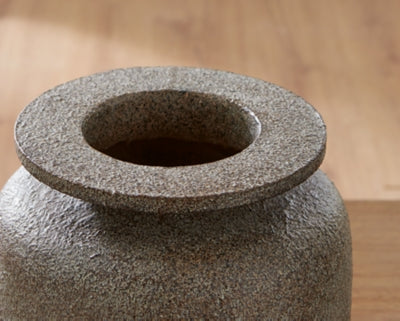 Jedwick Vase - Ideal Furniture (Fresno,CA) 