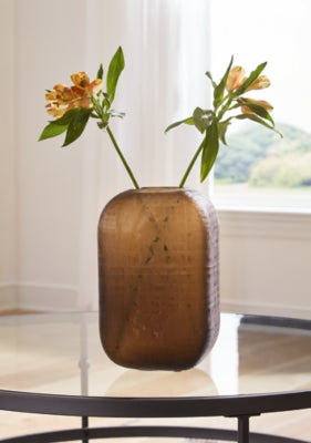 Capard Vase - Ideal Furniture (Fresno,CA) 