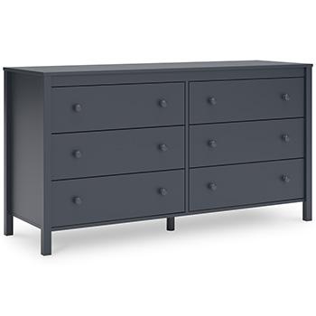 Simmenfort Dresser