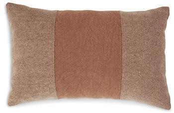 Dovinton Pillow