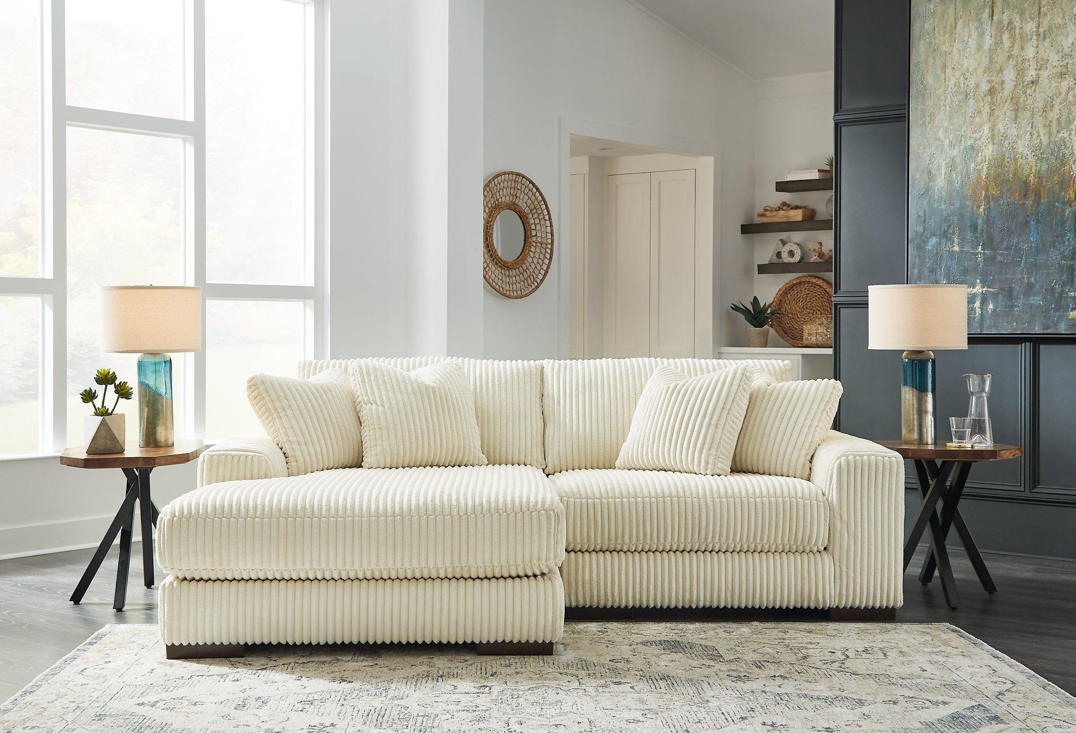 Lindyn Sectional with Chaise - Ideal Furniture (Fresno,CA) 