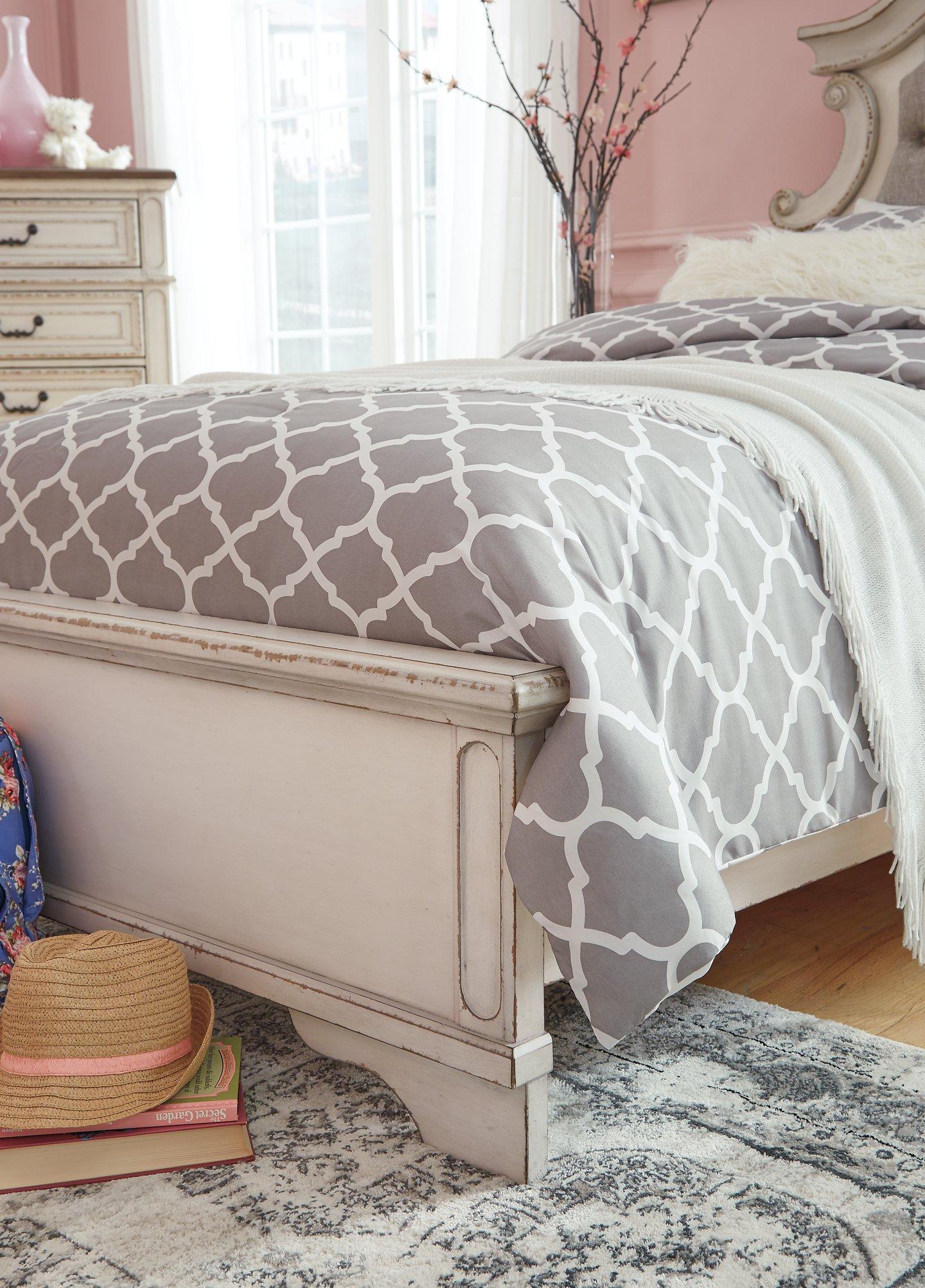 Realyn Upholstered Bed - Ideal Furniture (Fresno,CA) 