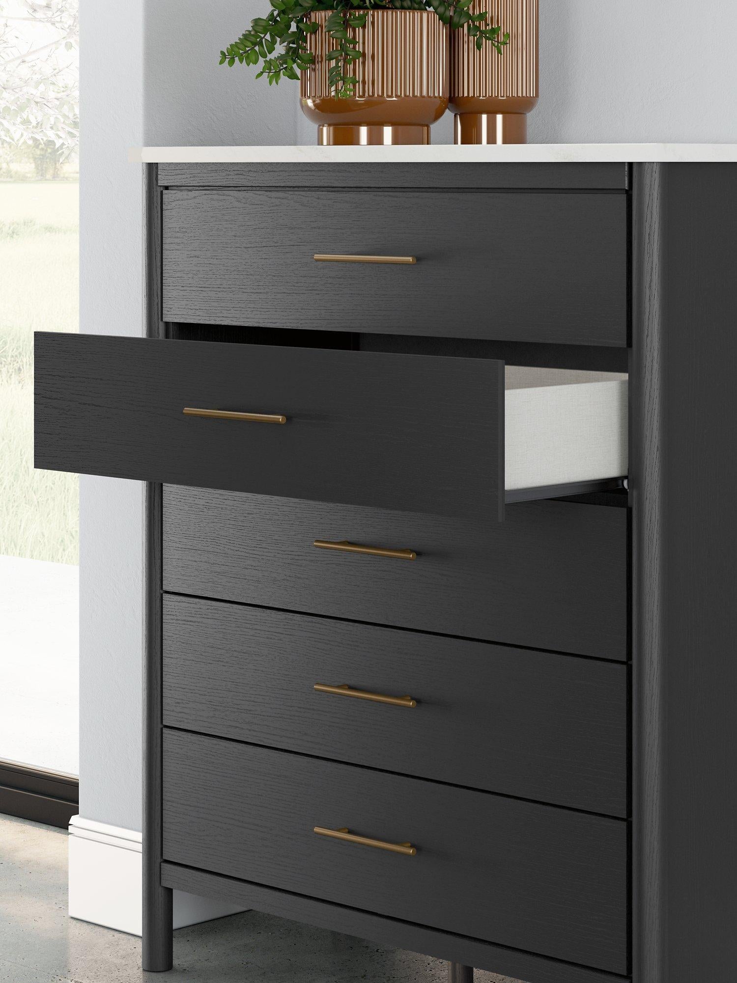 Cadmori Chest of Drawers