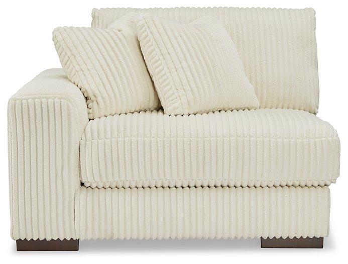 Lindyn Sectional - Ideal Furniture (Fresno,CA) 