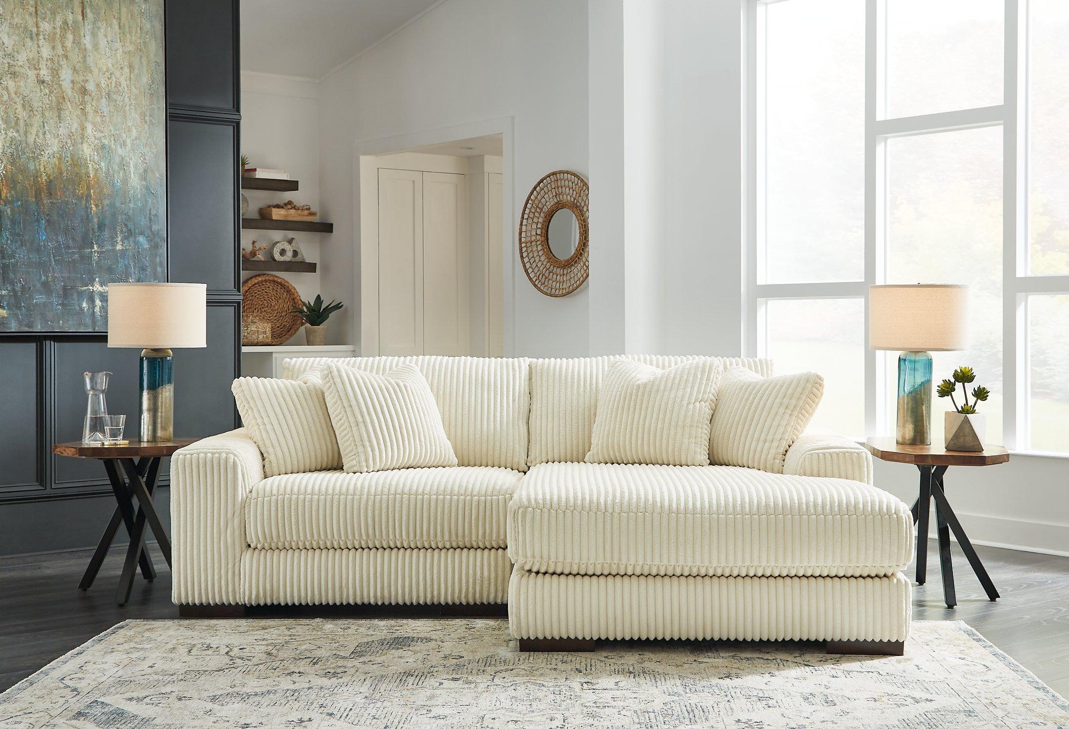 Lindyn Sectional with Chaise - Ideal Furniture (Fresno,CA) 