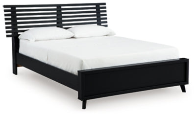 Danziar Queen Slat Bed - Ideal Furniture (Fresno,CA) 
