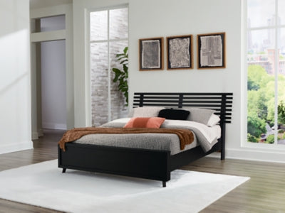 Danziar Queen Slat Bed - Ideal Furniture (Fresno,CA) 