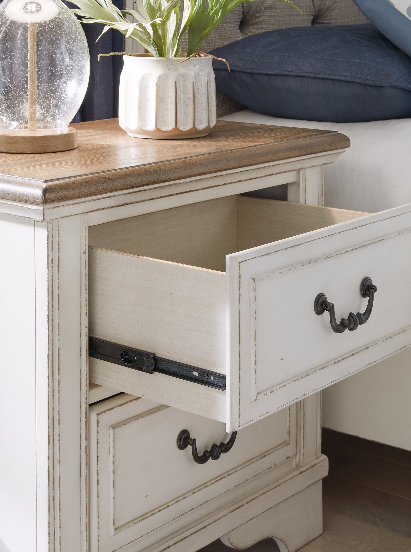 Blendon Nightstand - Ideal Furniture (Fresno,CA) 