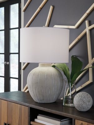 Calbert Table Lamp - Ideal Furniture (Fresno,CA) 