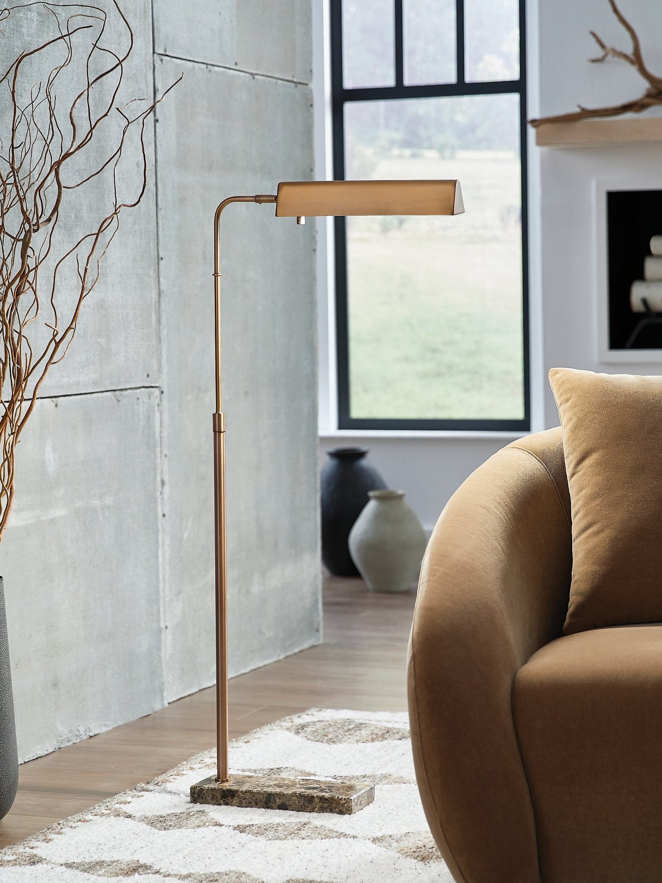 Yafe Floor Lamp - Ideal Furniture (Fresno,CA) 