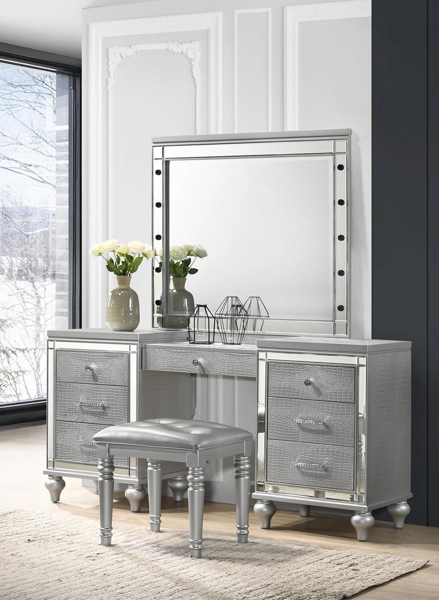 New Classic Valentino Vanity Table Stool in Silver - Ideal Furniture (Fresno,CA) 