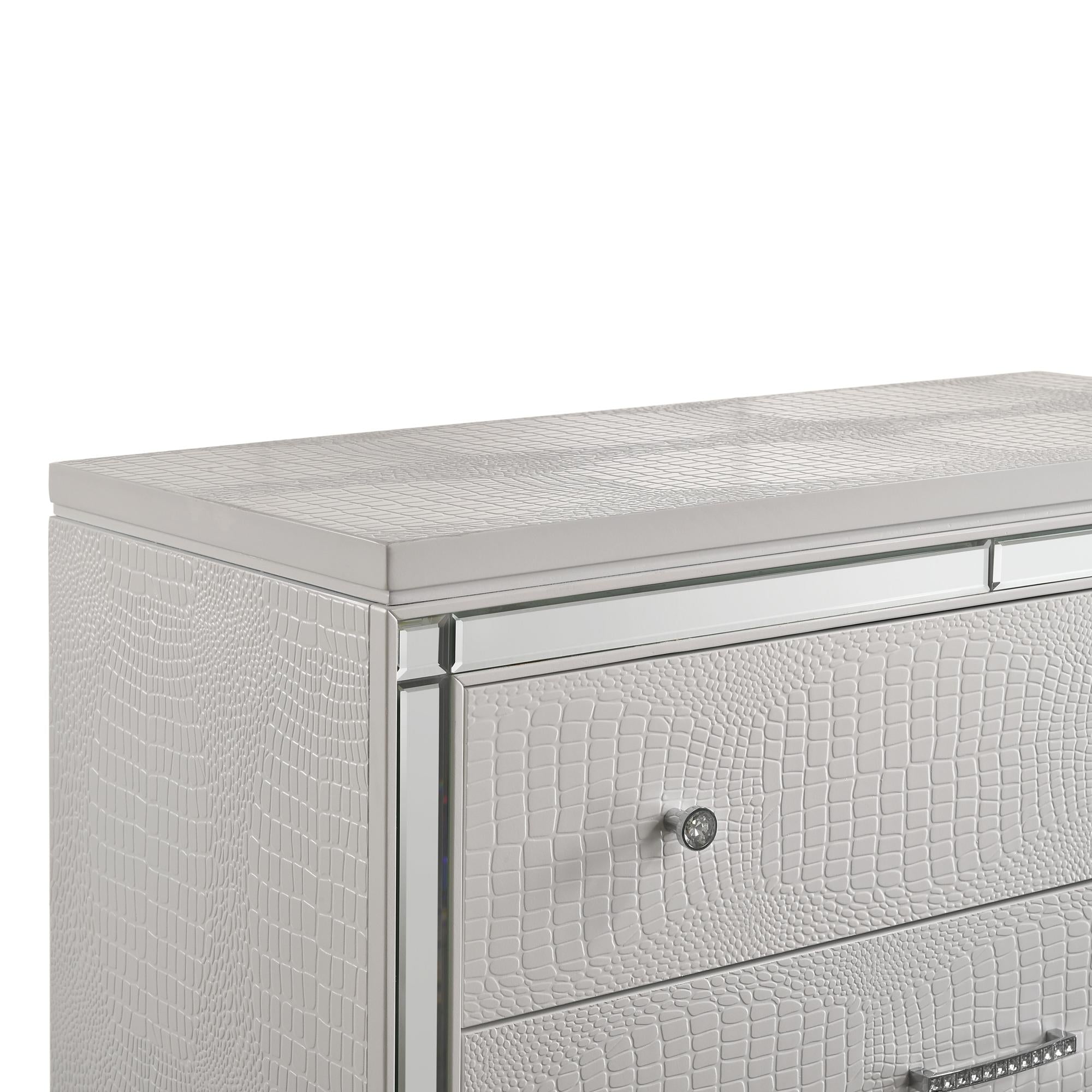 VALENTINO CHEST-WHITE - Ideal Furniture (Fresno,CA) 
