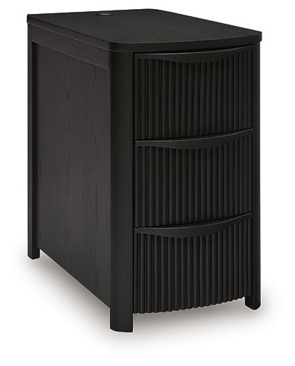 Camdill Chairside End Table - Ideal Furniture (Fresno,CA) 