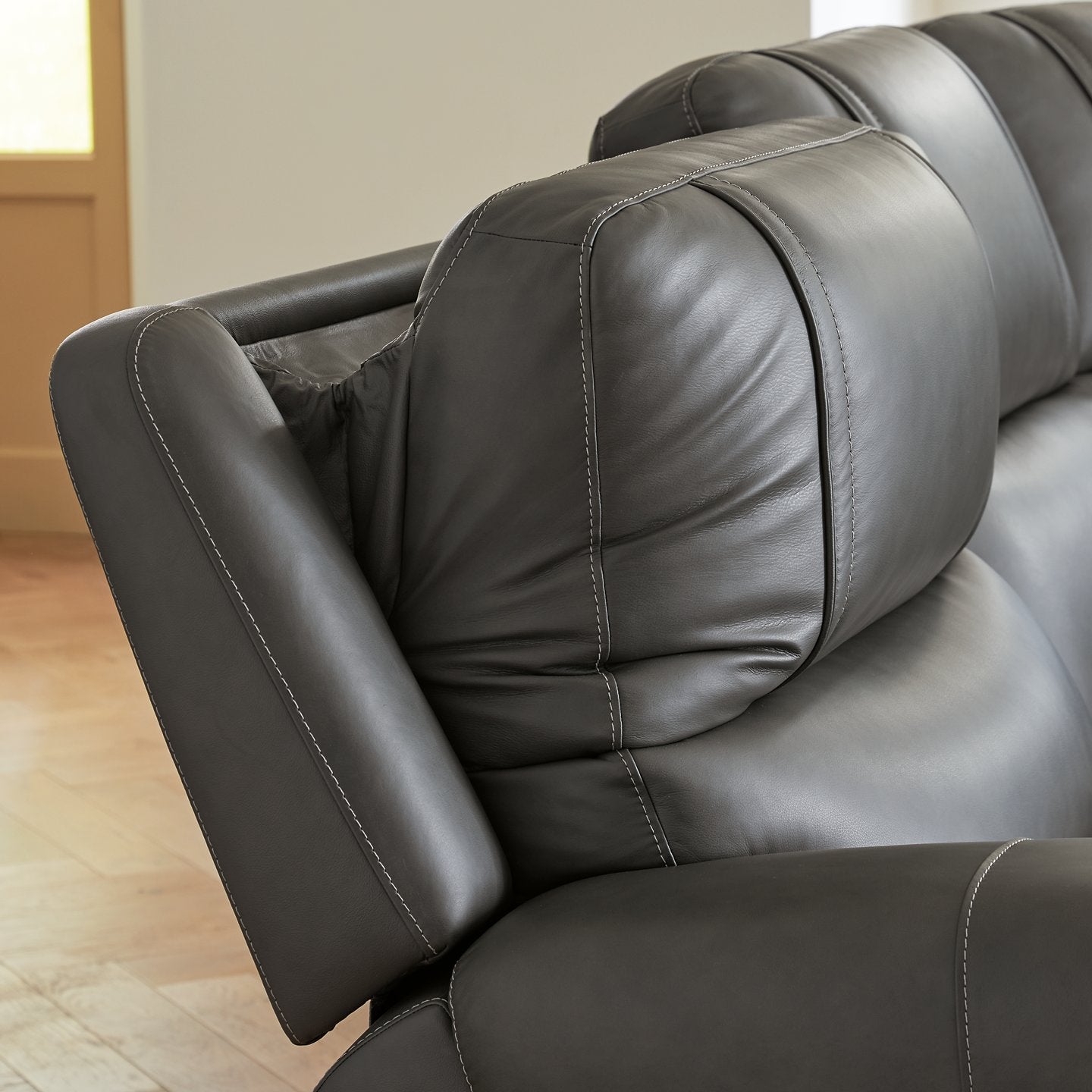 5Z - Pittson Power Sectional Reclining Sofa - Ideal Furniture (Fresno,CA) 