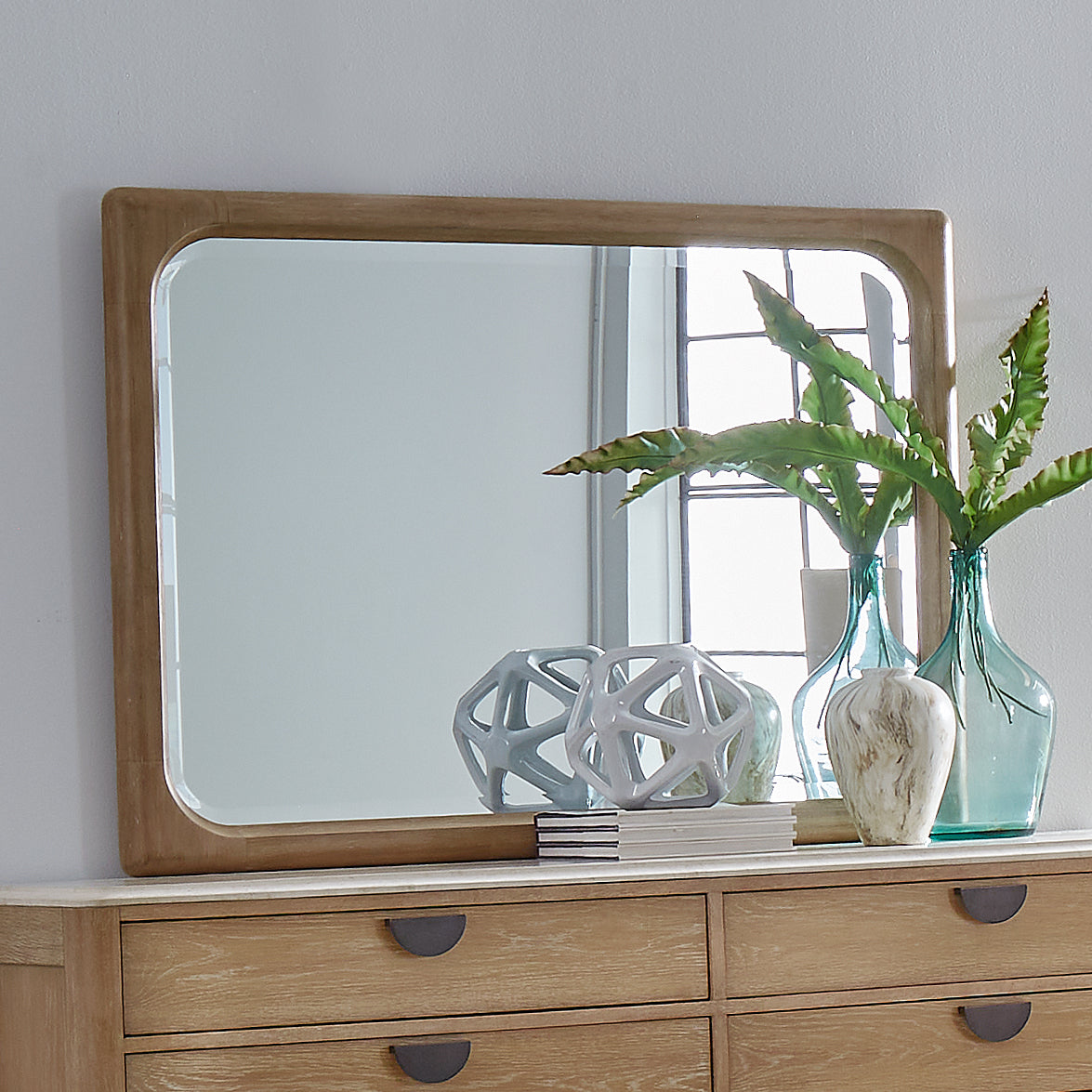 Parker House Escape - Bedroom Queen Poster Bed with Dresser and Mirror
